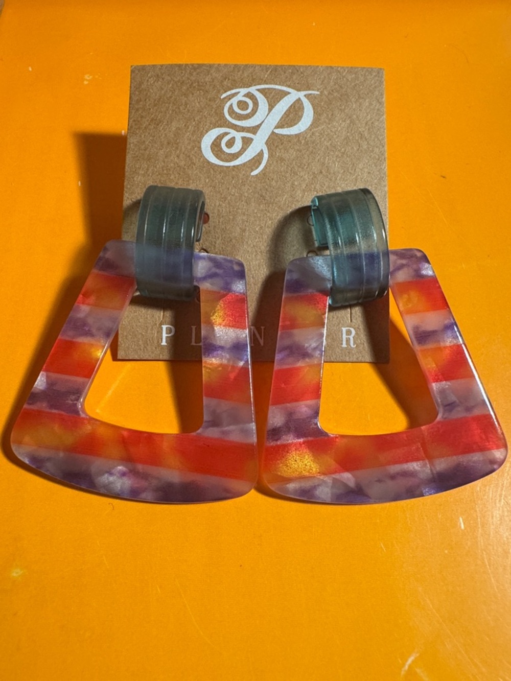 Plunder Multicolor Resin Drop Earrings Marbled Geometric Design New in Package